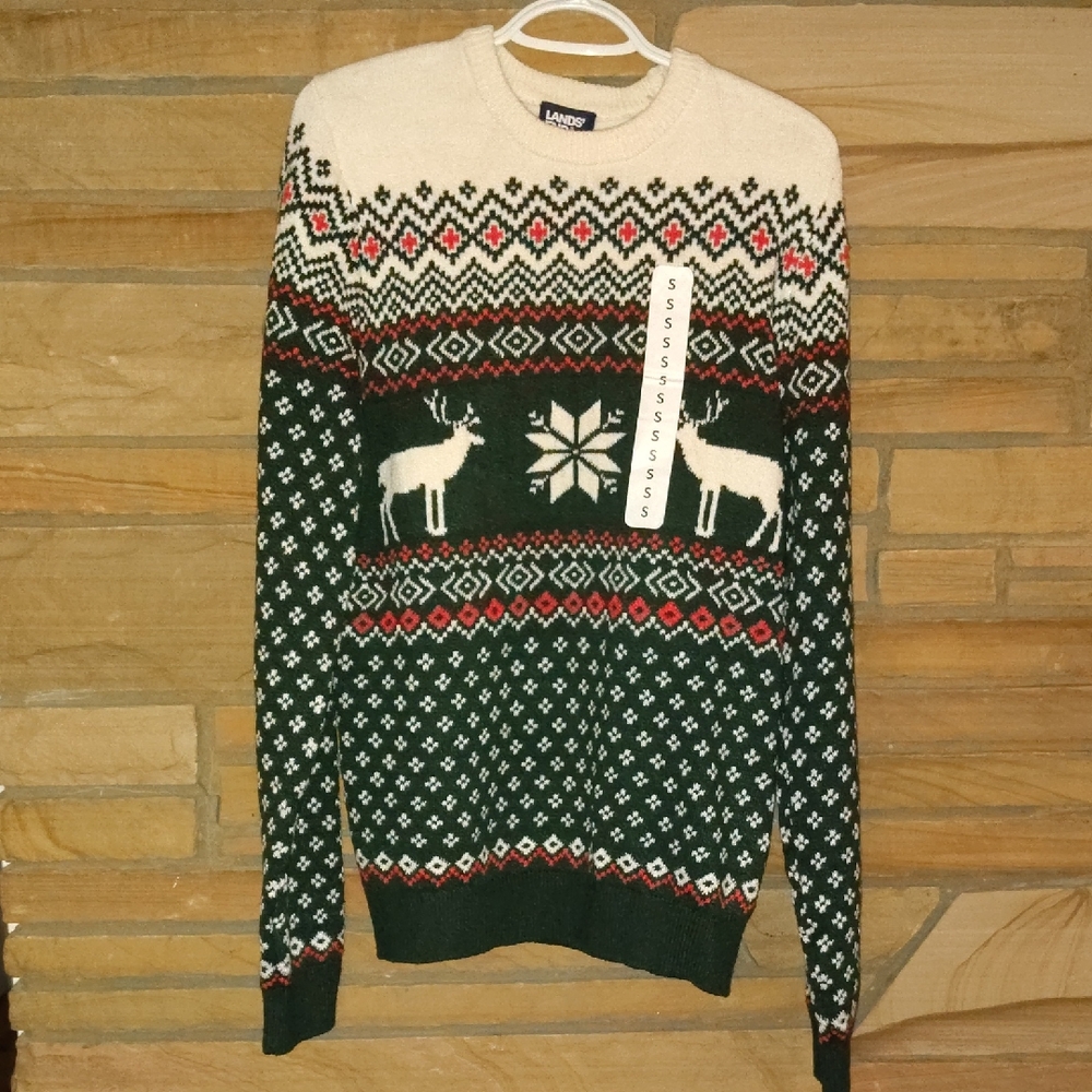 New Festive Green and White Crewneck Sweater